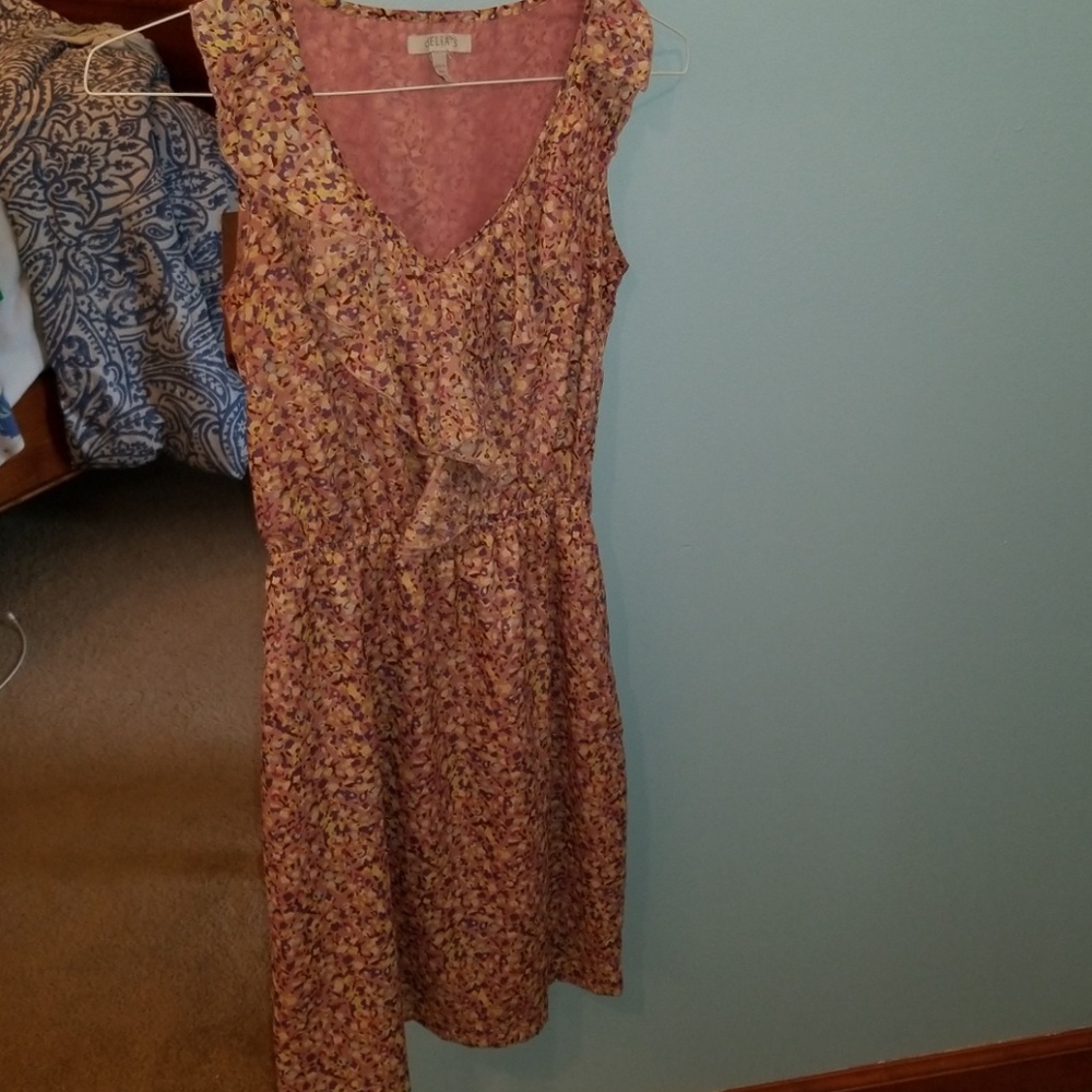 Delia's dress